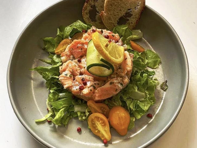 1 menu complet pour 2 personnes au restaurant de Filitosa