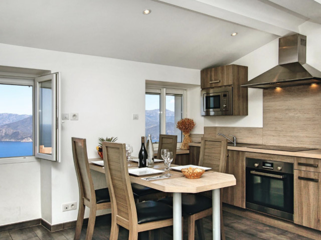 1 nuit vue sur la mer à La Résidence de la Tour à Piana