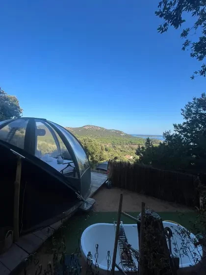 1 nuit dans une bulle transparente à Palombaggia avec Kiffemu