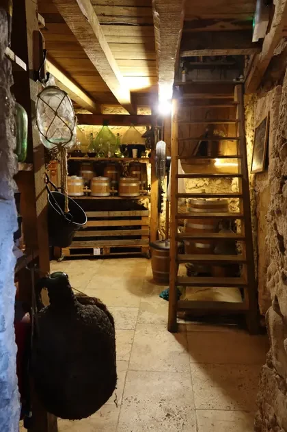 Dégustation dans une distillerie à Bonifacio avec Kiffemu